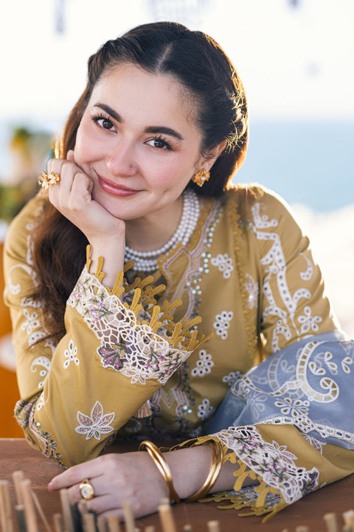 3PC-EMBROIDERED-LAWN SD 215